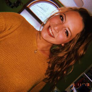 Meet your Posher, Olivia